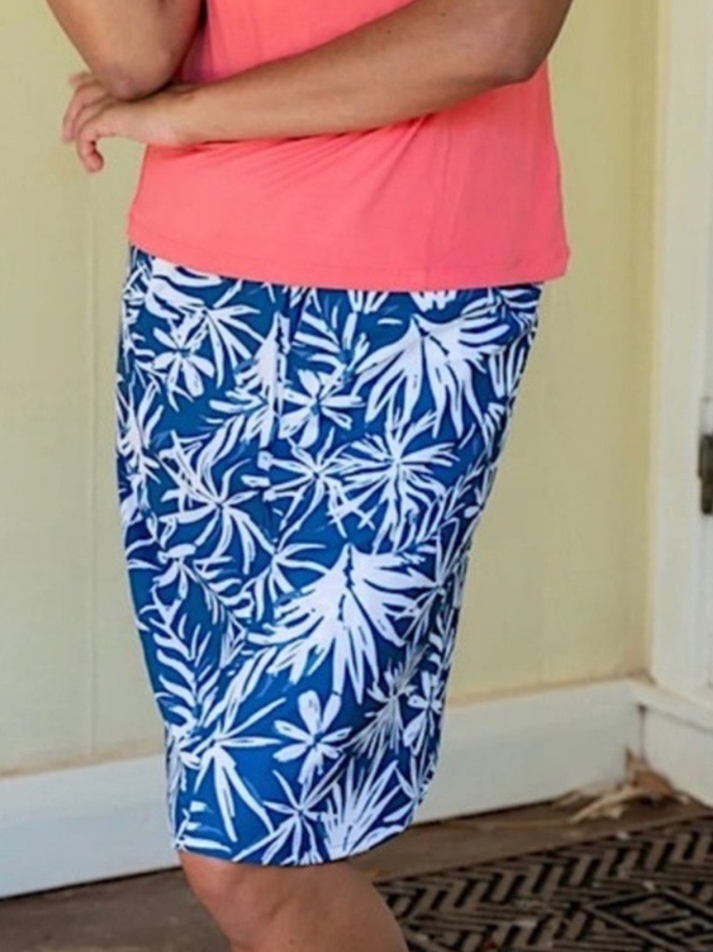 RipSkirt Hawaii Tropical Palms Navy Wrap Skirt
Length 3 Size XXL